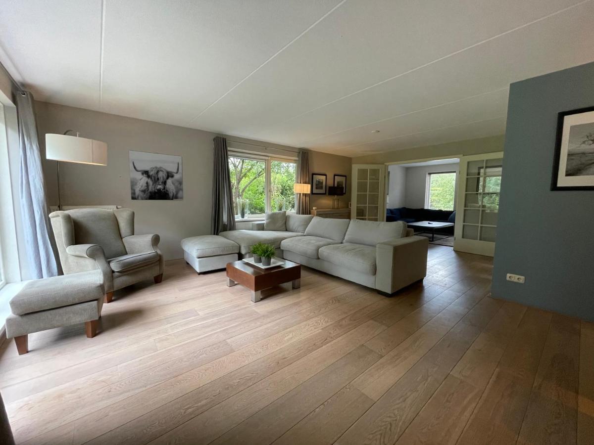 Villa Calma Rust Ruimte Luxe Inclusief Private Jacuzzi Zeewolde Exterior foto