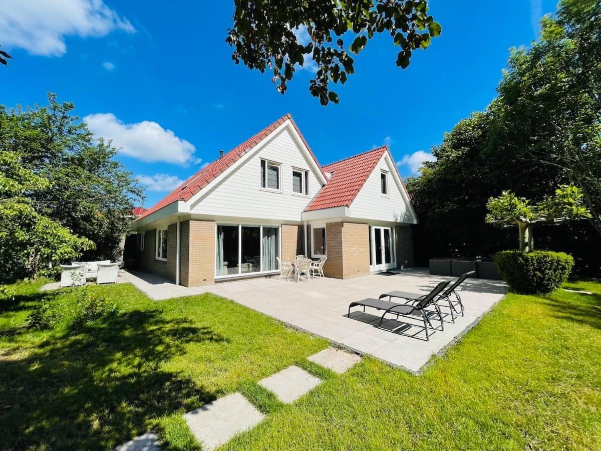 Villa Calma Rust Ruimte Luxe Inclusief Private Jacuzzi Zeewolde Exterior foto